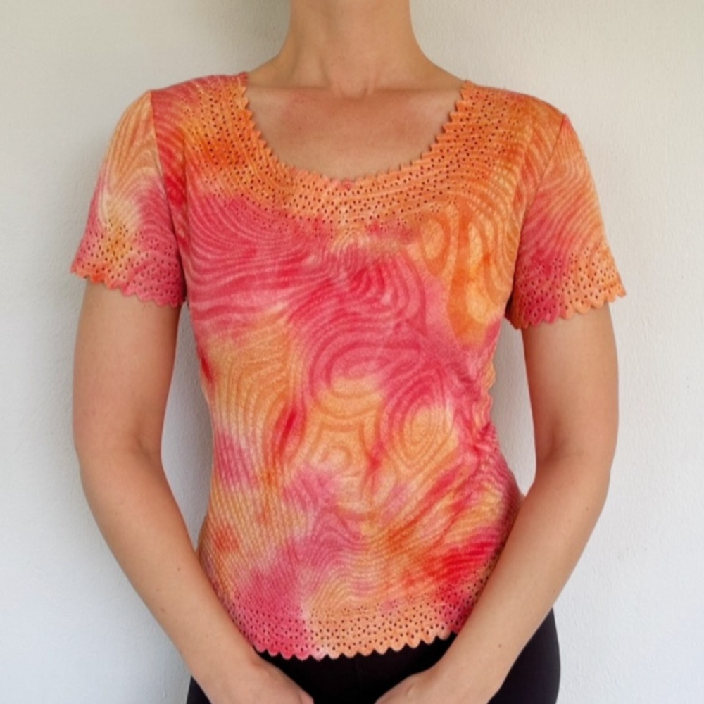Vintage Belle Amie peachy pink swirl abstract print laser cut trim top PM